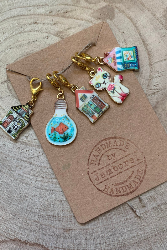 Cat and house stitch markers for knitting and crochet with gold lobster clasp